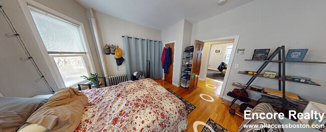 23 Tufts St Unit 2