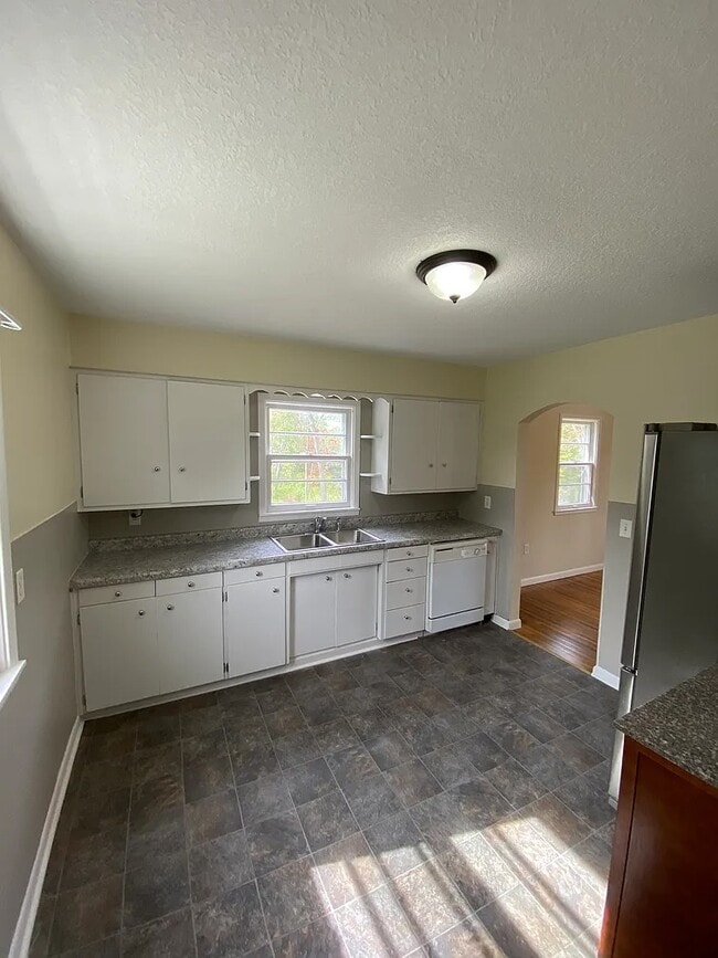 Photo - 2099 317th Ave NE