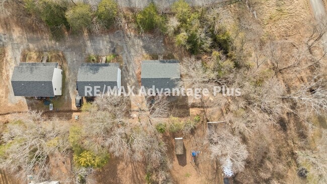 Building Photo - 408 Winston St Unit B