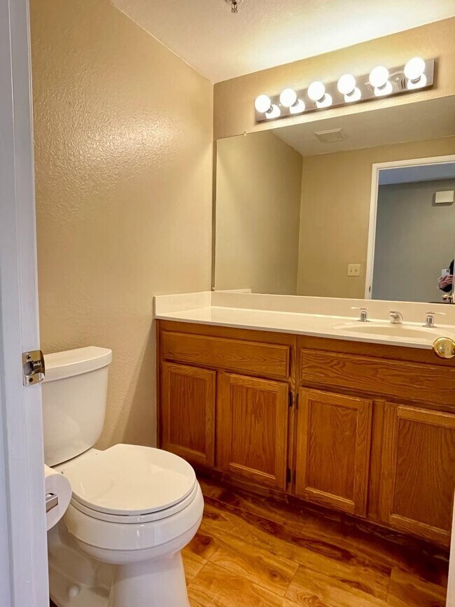 Photo - 2157 Vista Del Mar