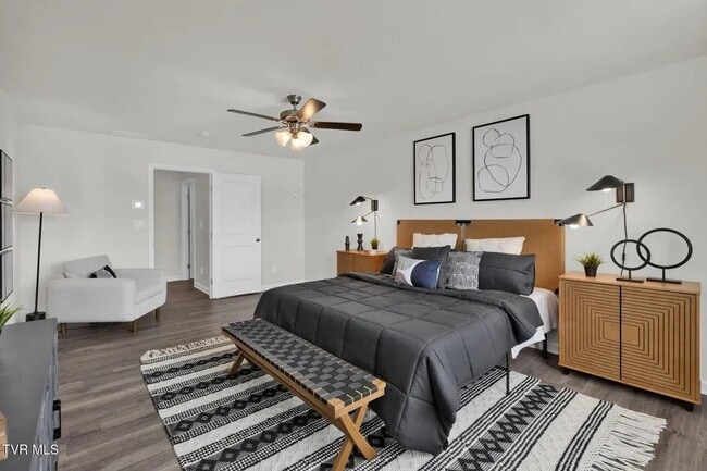Photo - 678 St Andrews Dr