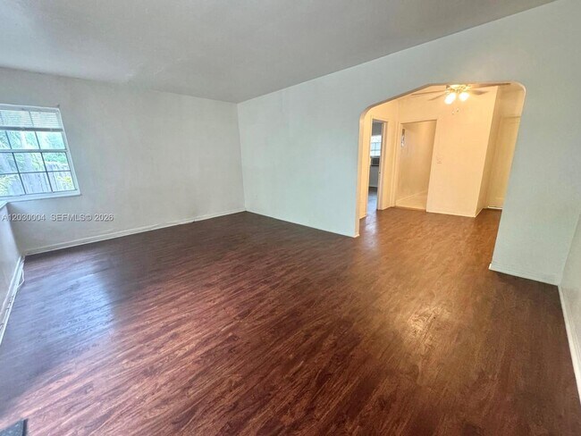 Photo - 4410 NE 2nd Ave Unit 4414