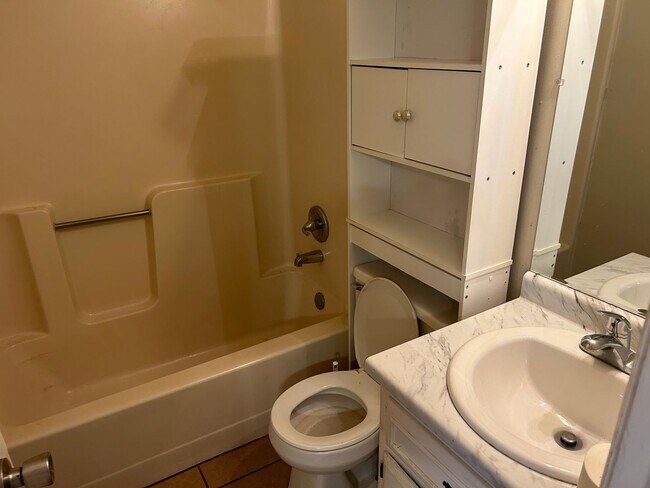 Photo - 140 Lanier Dr Unit Stadium Walk