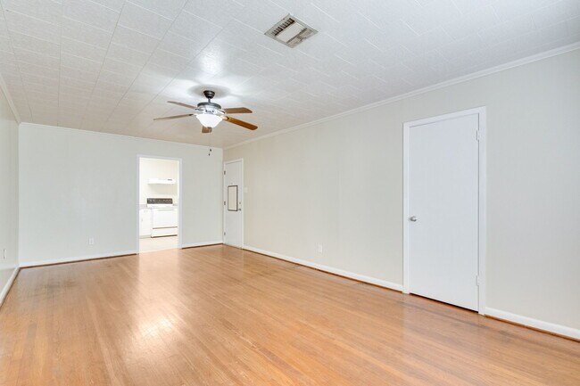 Photo - 406 Silkwood St Unit D