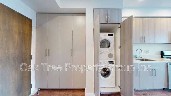 Photo - 532 Union St