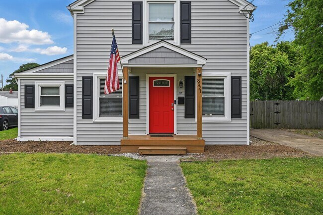 Photo - 3521 Brest Ave