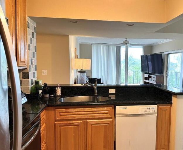 Photo - 1625 SE 10th Ave Unidad 302