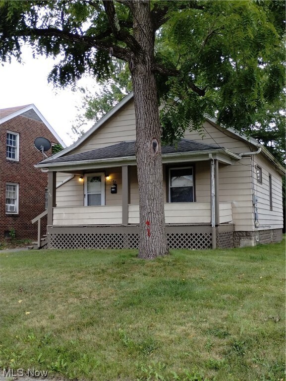 166 Wesley Ave Rental For Rent in Youngstown, OH