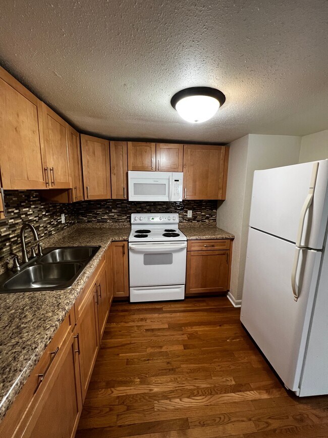 Photo - 202 N Blair St Unit 2