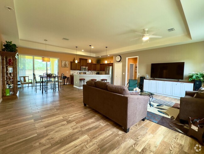 Building Photo - Furnished 3-Bedroom Retreat with Lanai in ... Rental