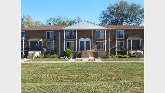 Aston Glen Apartments - Aston Glen Apartments