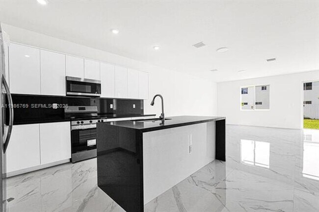 Photo - 22431 SW 125th Ave