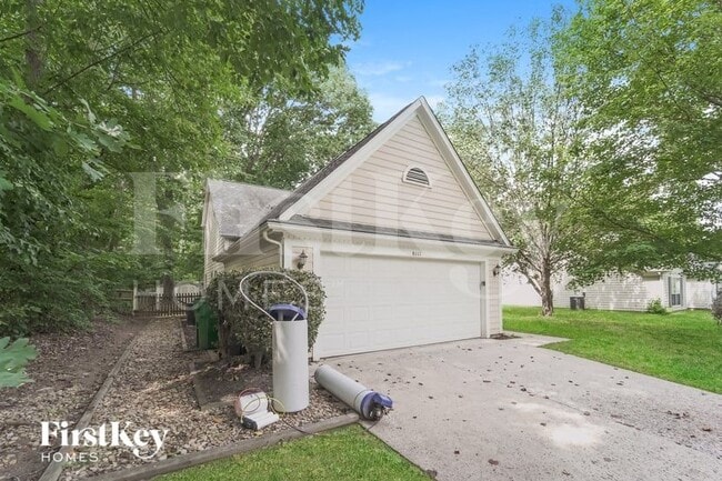 Photo - 8111 Martindale Ln