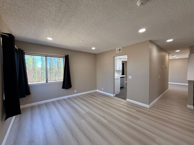 317 Camino Real Ave