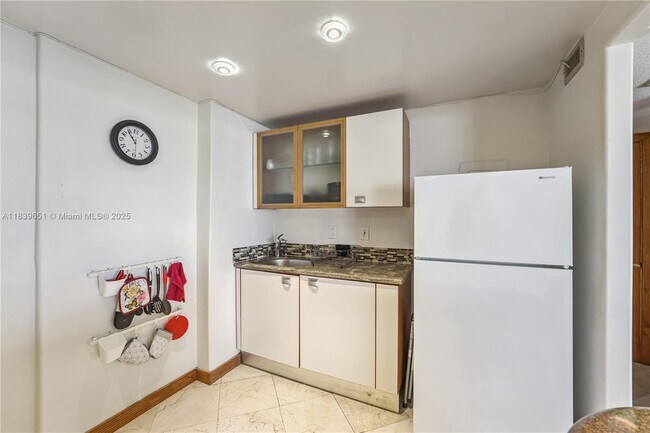 Photo - 11111 Biscayne Blvd Unit 4H