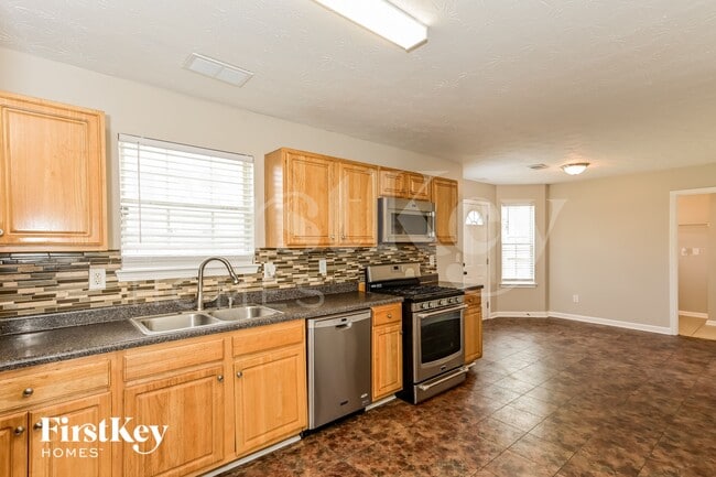 Photo - 195 Dairyland Dr