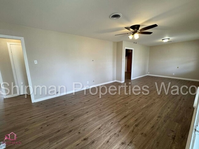 Photo - 1106 N 60th St