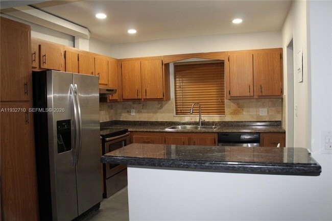 Photo - 5140 SW 40th Ave Unit 3C