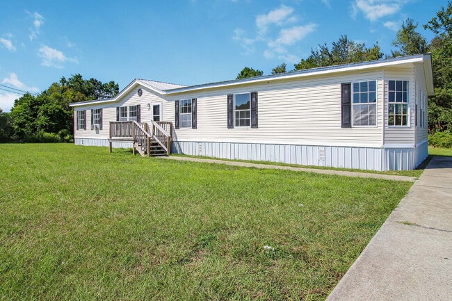 Building Photo - Mobile Home For Rent
