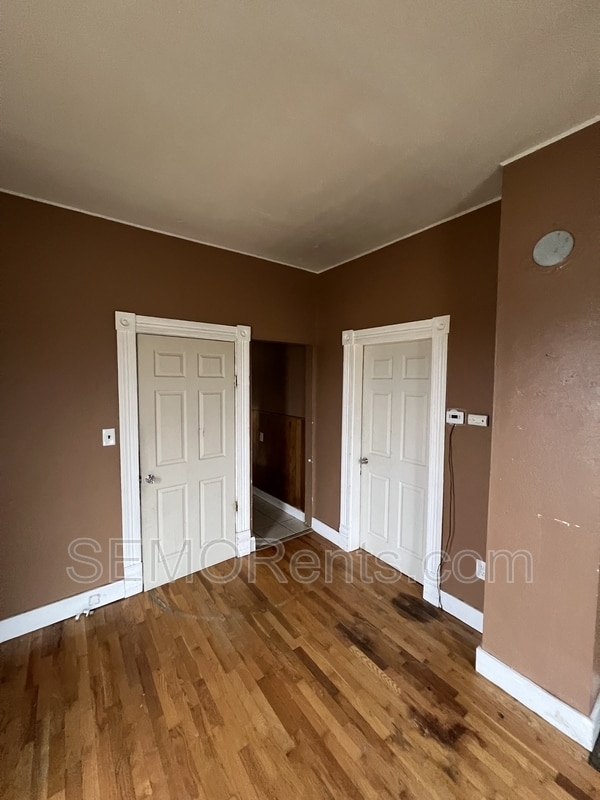 Photo - 217 N Georgia St