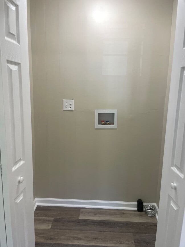 Photo - 1199 Unit 325 MCMASTERS ST