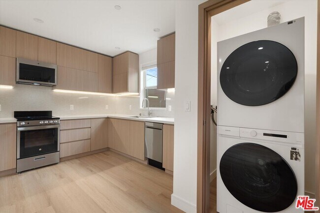 Photo - 5528 Sunnyslope Ave Casa