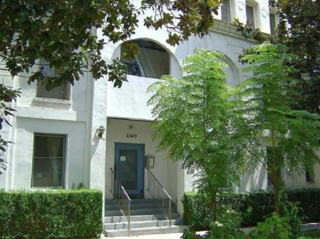Photo - 1740 Winona Blvd Apartamento Unidad 108