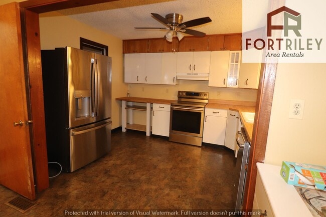 Photo - Spacious home for rent