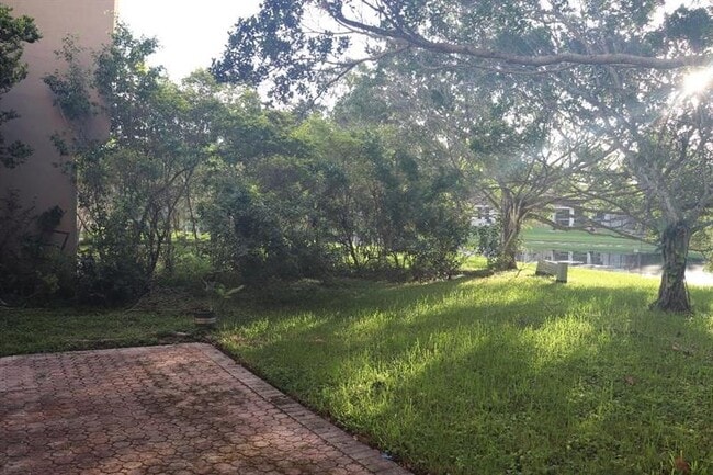 Photo - 839 Garnet Cir