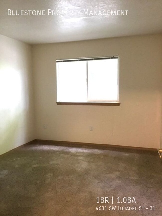 Photo - 4631 SW Luradel St Unidad 31