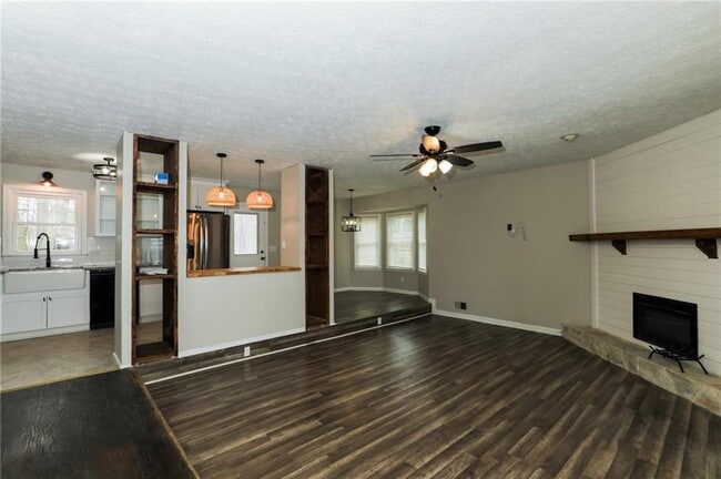 Photo - 3300 Fall Cir