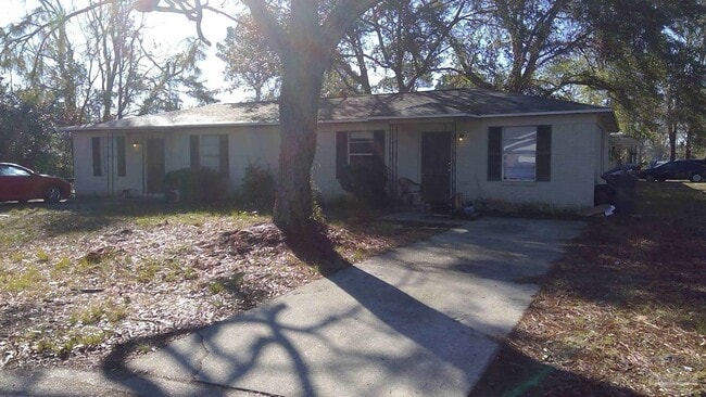 Building Photo - 912 Calhoun Ave Rental