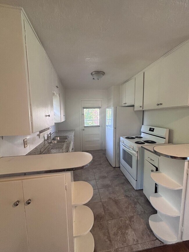 Photo - 2 Bed/1 bath home near Norman North