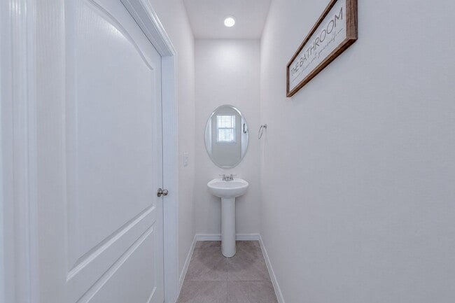 Photo - Like-New End-Unit 3 Bedroom Townhome