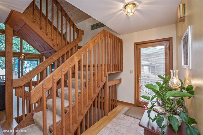 Photo - 4106 W Lake Shore Dr