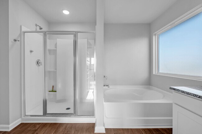 Photo - Charming 4BR / 2BA rental in desirable Daphne, AL — great neighborhood, move-in ready.