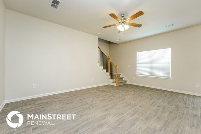 Photo - 5907 Grande River Rd