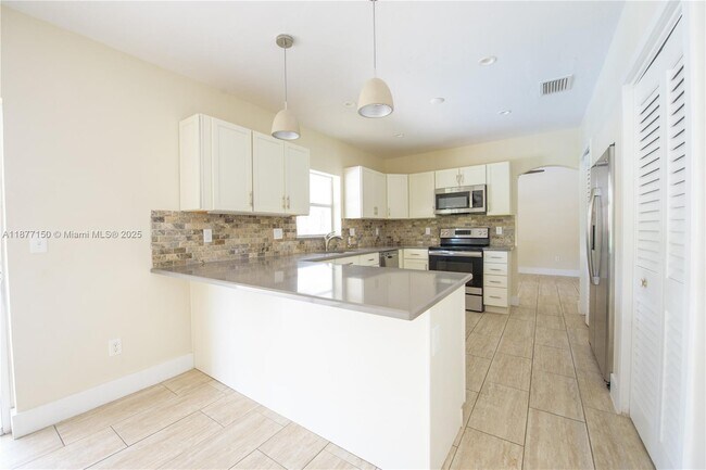 Photo - 18370 SW 292nd St