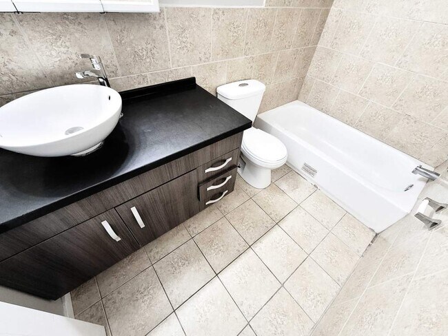 Photo - Aquarius Place