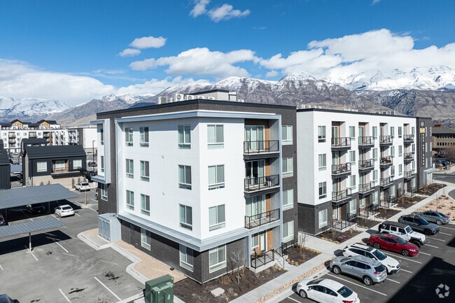 The Arza Apartments
