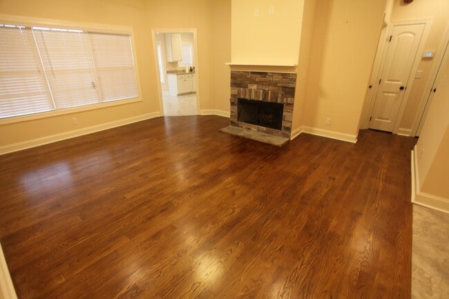 Photo - 3bed/2bath Residential House Available Soon!