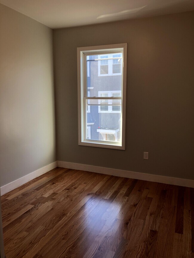 Photo - 19 Washburn St Unidad 2