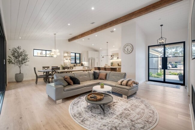 Photo - 1910 Raymond Ln Unit Main House