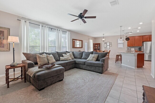 Photo - 476 Sheepshank Dr