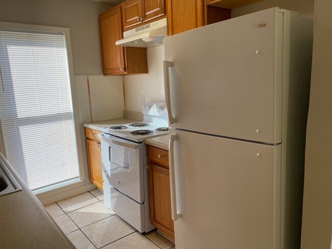 Photo - 37 Markwest Cv Unidad L