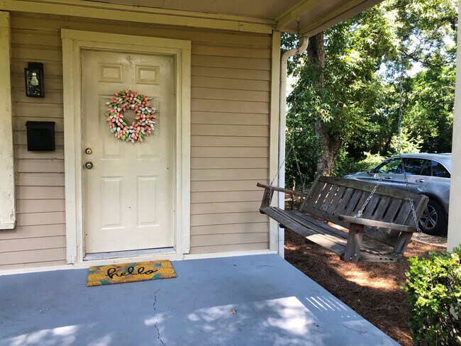 Photo - 2529 Napier Ave