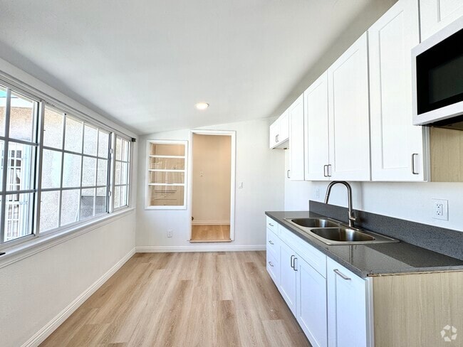 Building Photo - 11720 Utah Ave Unit B Rental