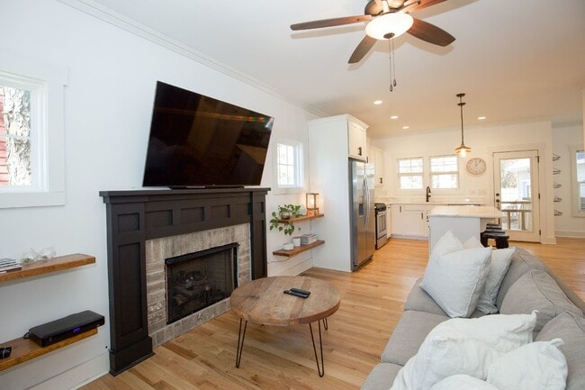 Photo - Charming Cottage in DOWNTOWN Southern Pines