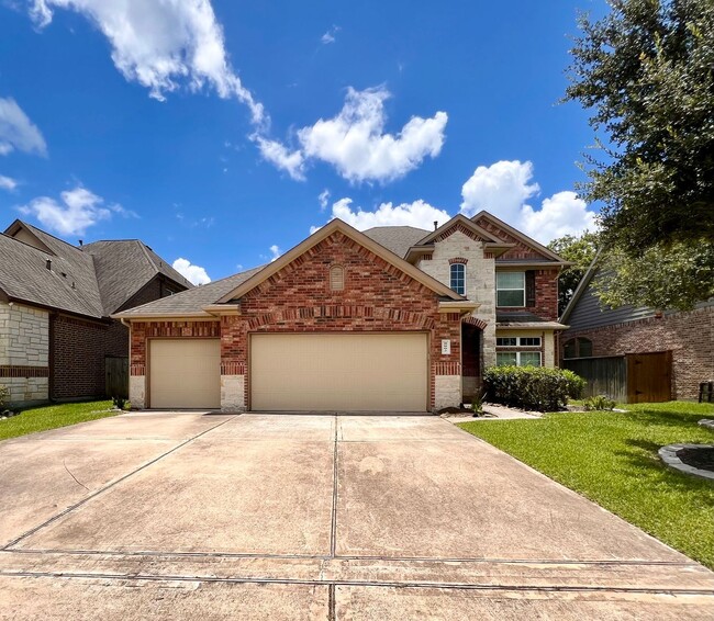 Gorgeous Two Story Home in Richmond, TX - Gorgeous Two Story Home in Richmond, TX