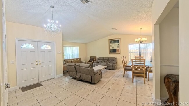 Photo - 13484 Jonquil Ct